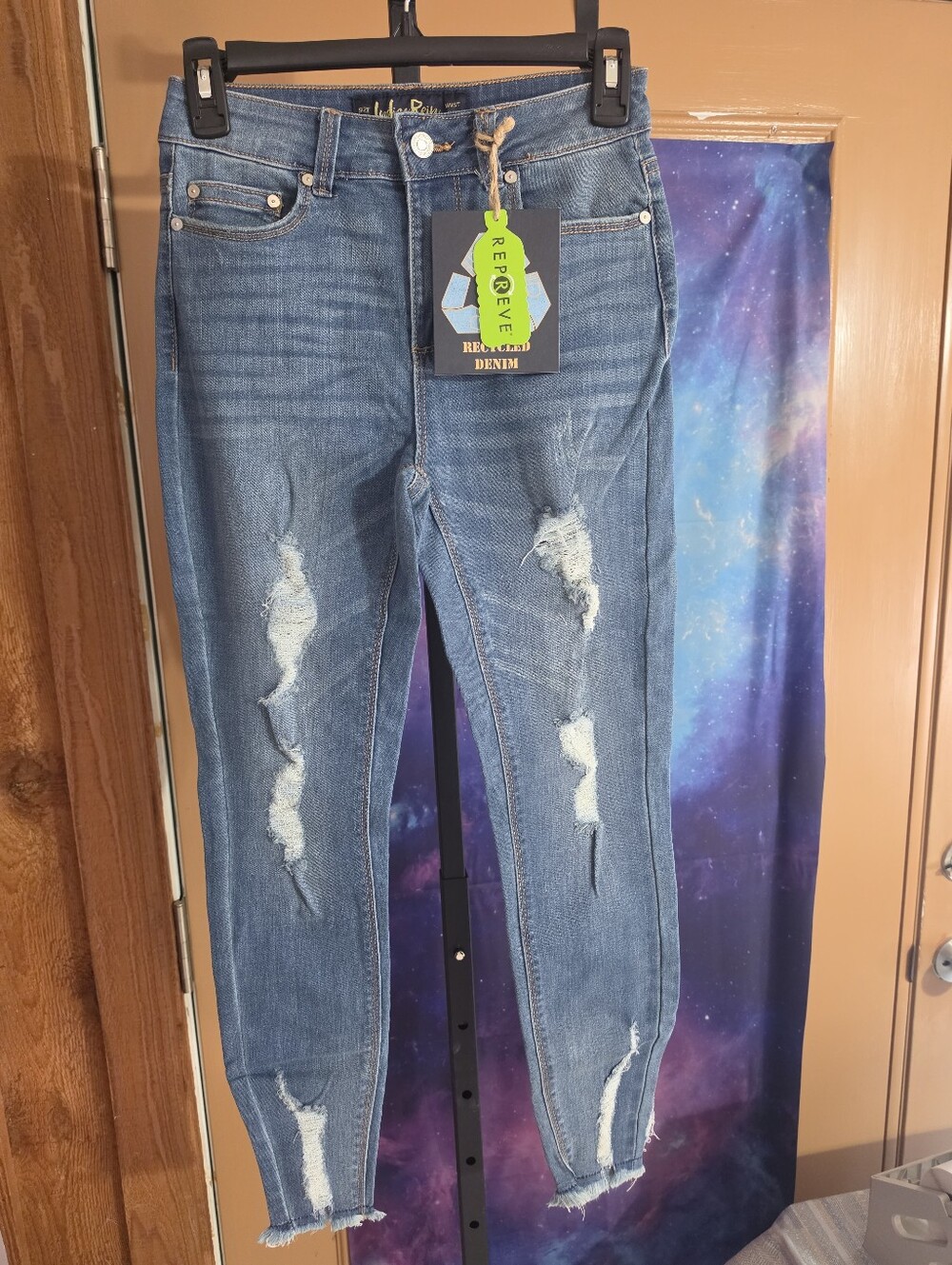 NWT Juniors Indigo Rein High-Rise Jeans